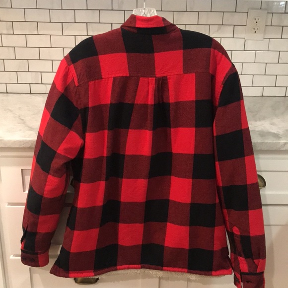 True Craft Buffalo Plaid Shacket Mens Sz M Red Black Sherpa Lined Flannel Shirt - Picture 7 of 11